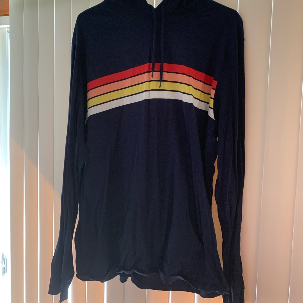 Hooded long sleeved shirt